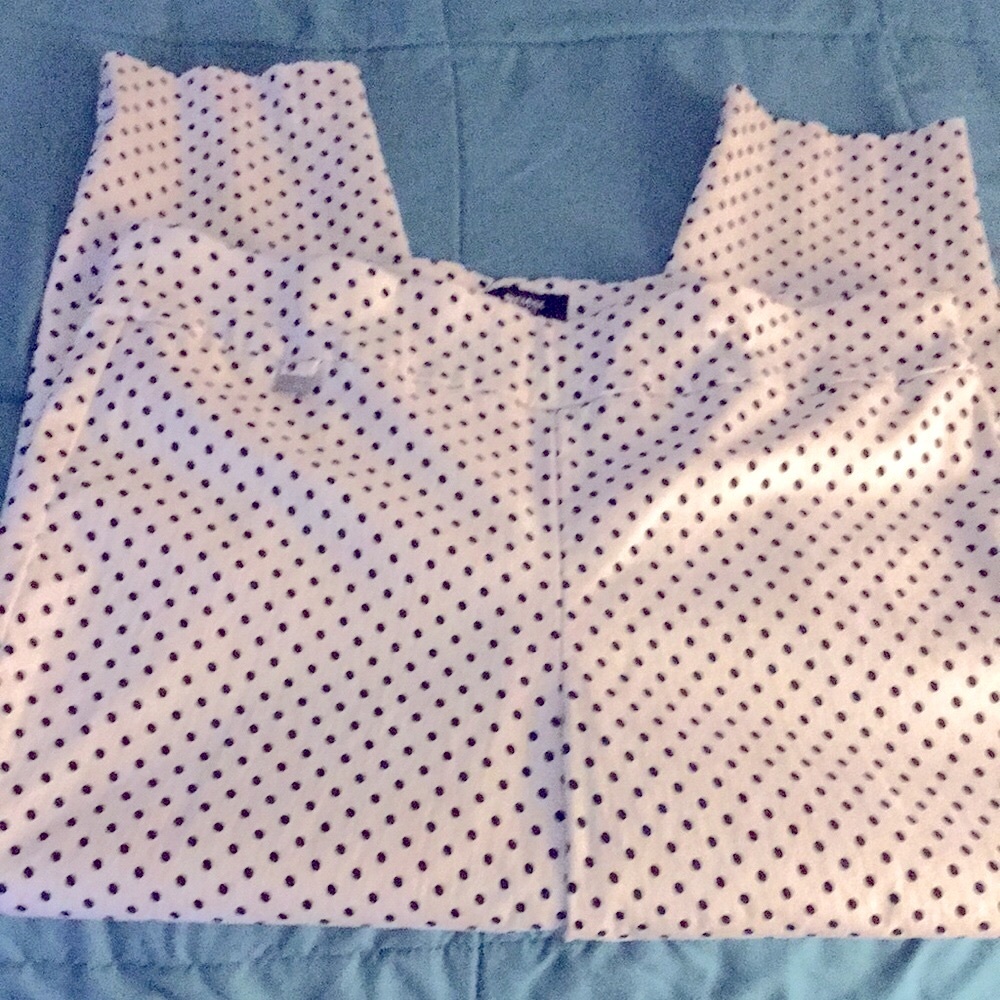 NWOT Narrow Leg, Stretch Waist, Pull-On Polka Dot Pants